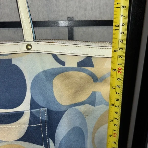 Coach Scarf Print tote purse vintage - Picture 11 of 14
